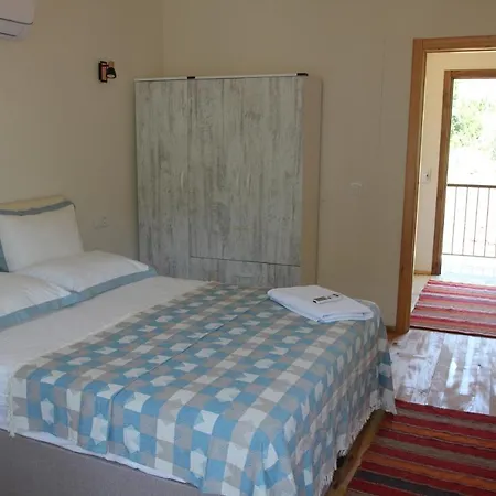 Guelsuem Hanim Evleri