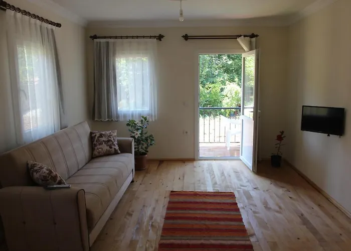 Guelsuem Hanim Evleri